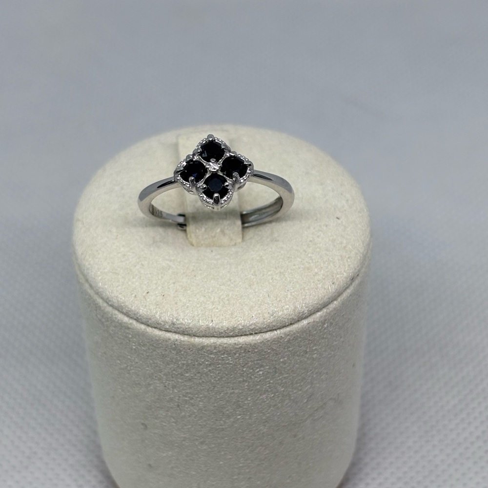 Sterling Sliver spaniel ring